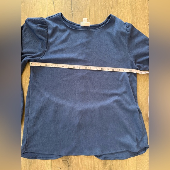 LuLaRoe Vivian Button Back Long Sleeve dark Blue Top Size Medium - Picture 7 of 8